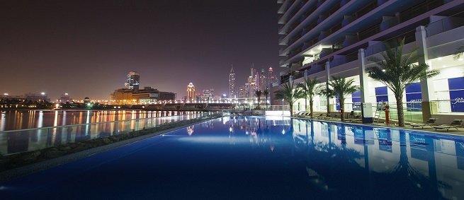 Azure Residences at Palm Jumeirah by Nakheel - Swimming Pool