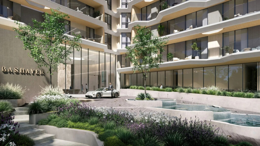 main entrance - apartments