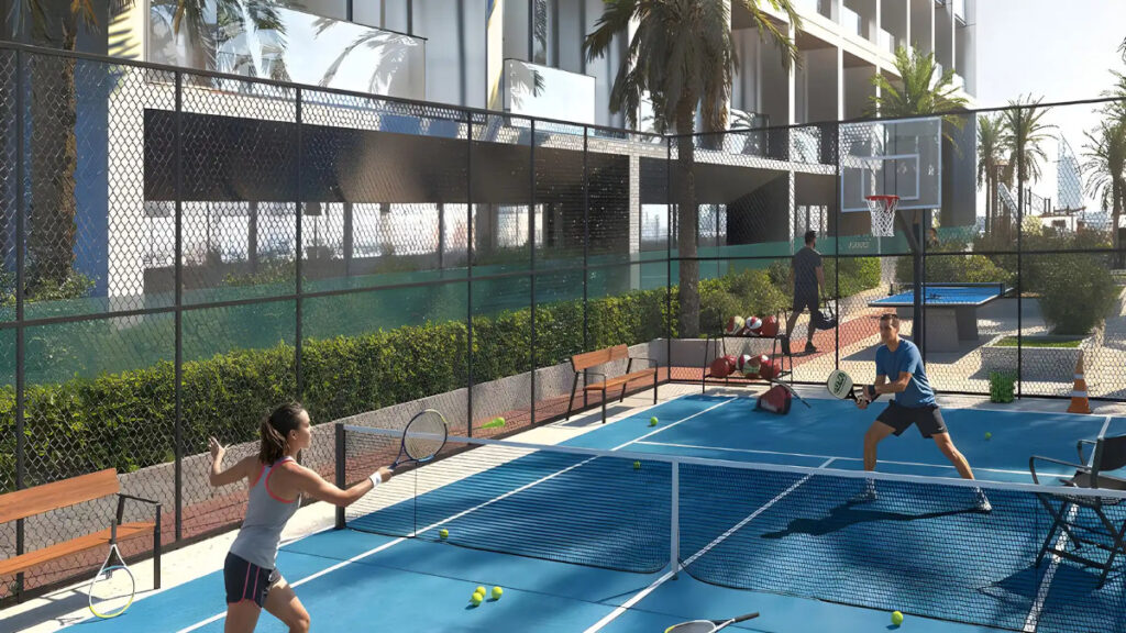 paddle - tennis court