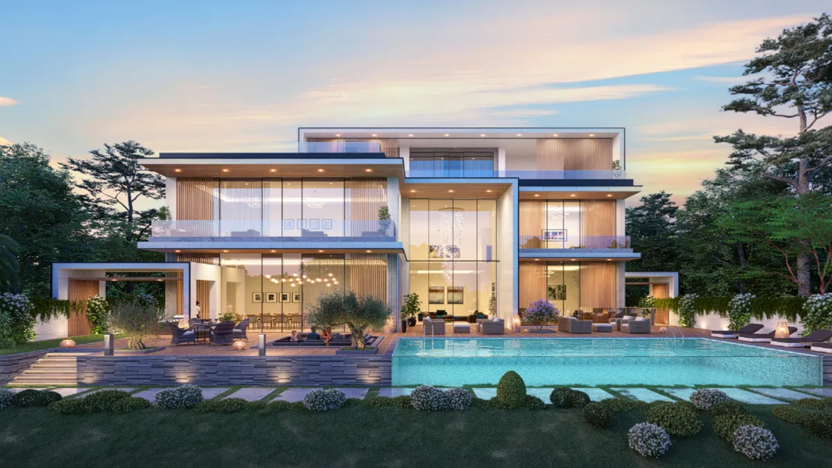 villa backyard with private swimming pool